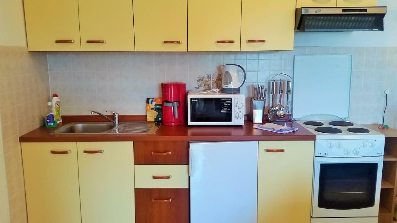 Obala Apartment & Studios Malinska Luaran gambar
